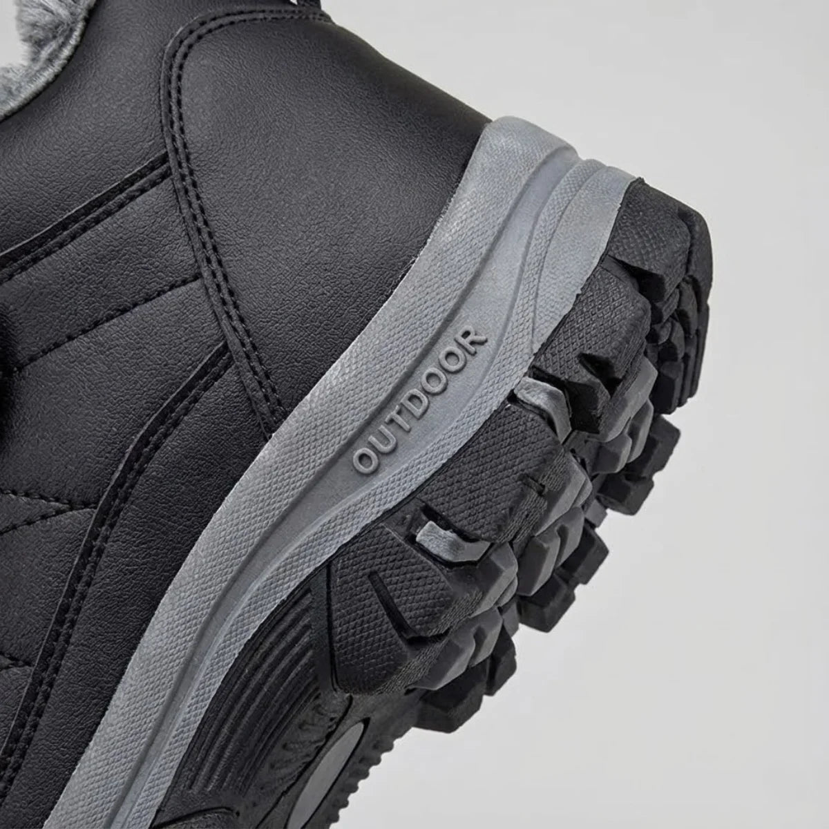 FrostFit™ – Thermische comfortschoenen voor koude en natte dagen