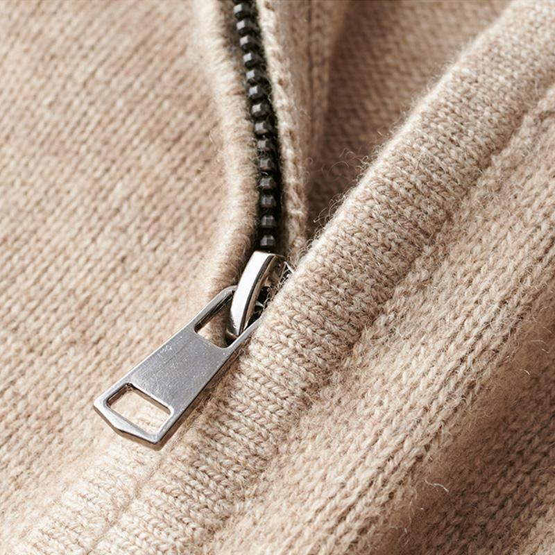 Konf™ • Santous Zip Sweater