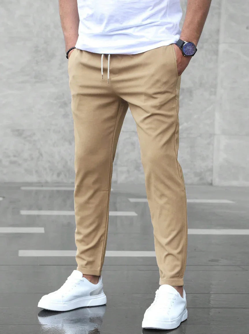 Slim-fit vrijetijdsbroek voor moderne mannen • Jonas  Konf™