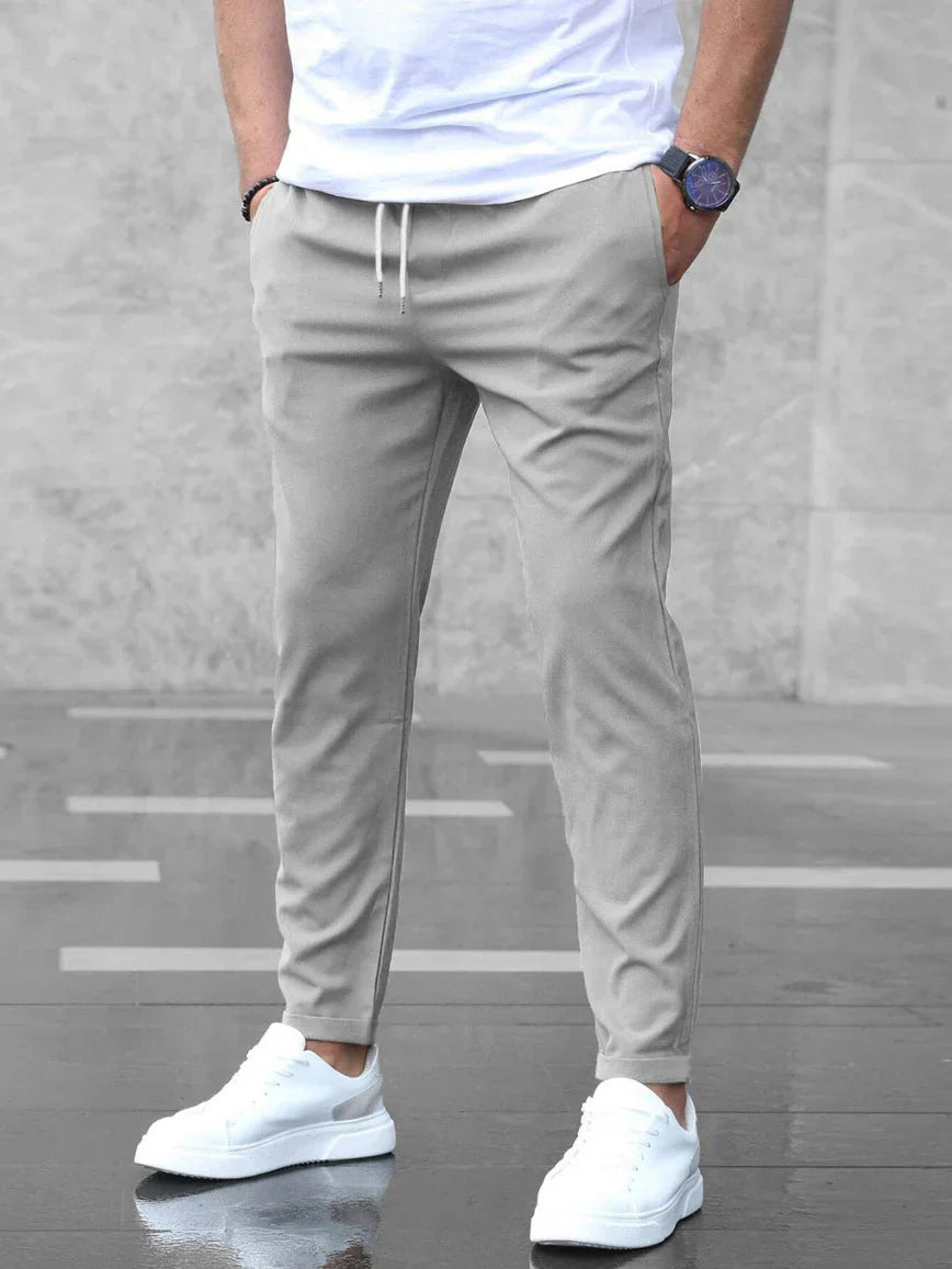 Slim-fit vrijetijdsbroek voor moderne mannen • Jonas  Konf™